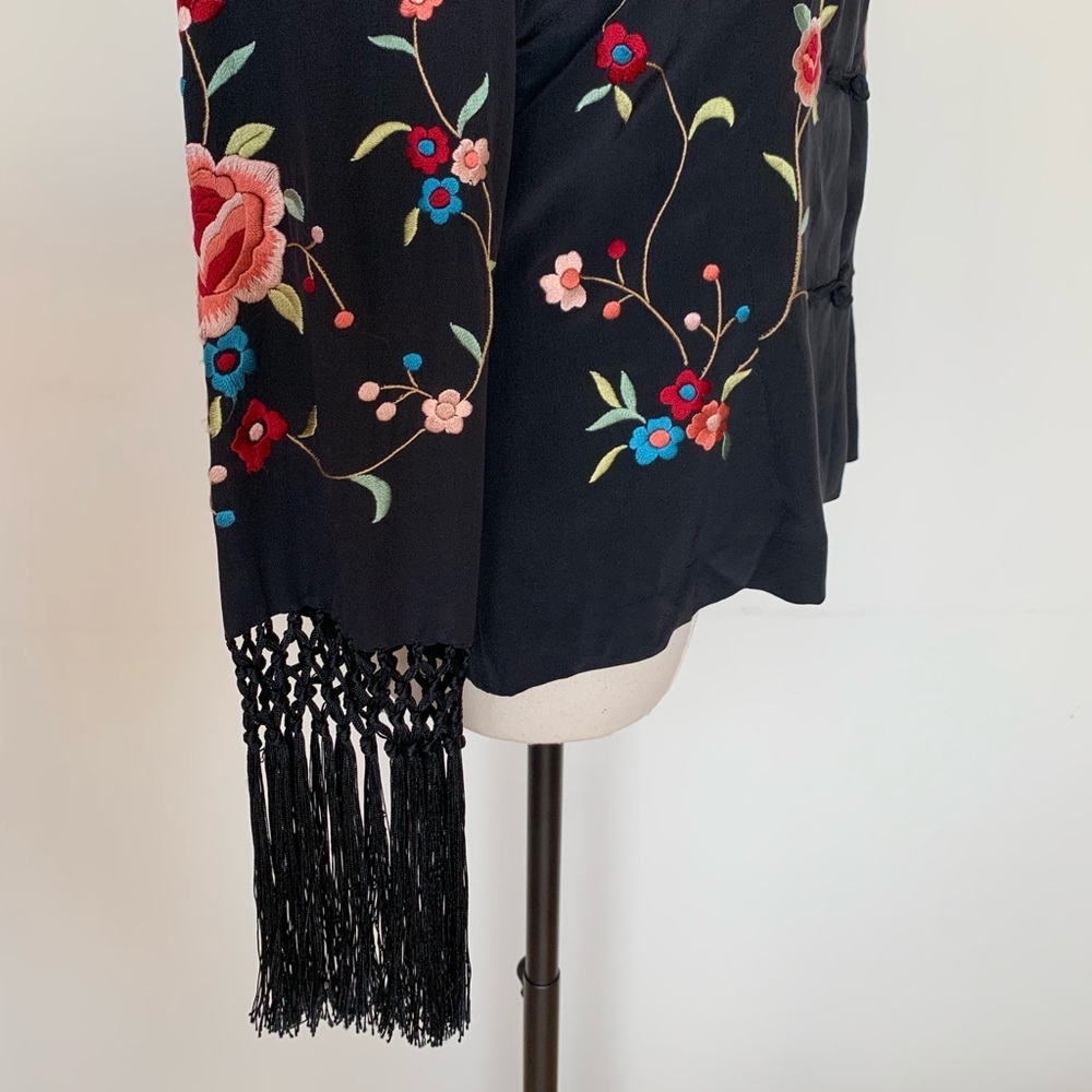 Colorful Silk Tassel Top - Picture 3 of 7